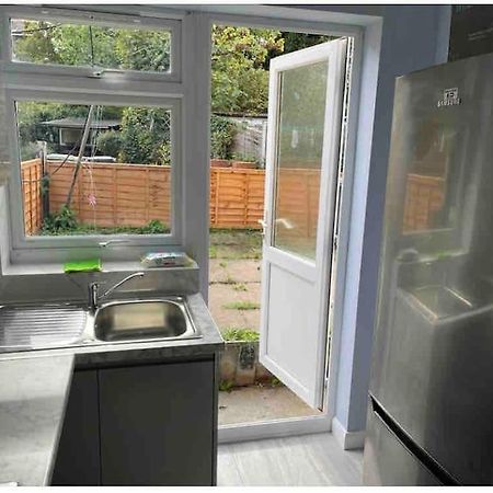 Lovely And Quiet 2 Bedroom Maisonette.Free Parking London Eksteriør bilde